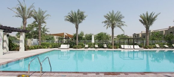 Таунхаус с 3 спальнями в Dubai Land, ОАЭ № 24975 11