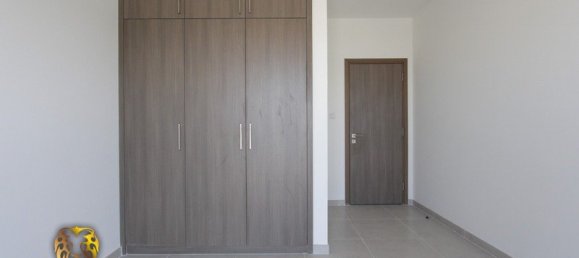 Таунхаус с 3 спальнями в Dubai Land, ОАЭ № 24975 8