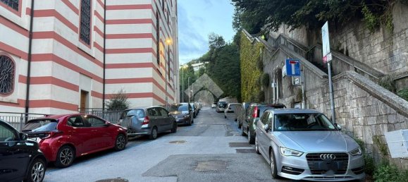 Garage à Genoa, Italy 40m² No. 359976 2