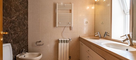 4 chambres Maison à Senhora da Hora, Portugal No. 139118 35