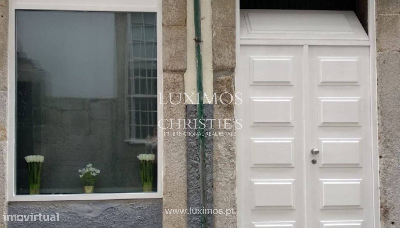 79m² Building in Porto, Portugal No. 111144