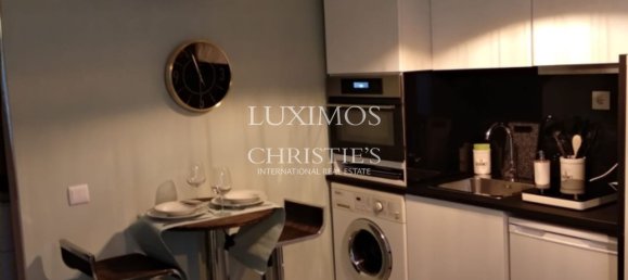 79m² Building in Porto, Portugal No. 111144 4