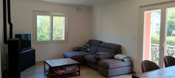 4 bedrooms Villa in Nyons, France No. 287564 2