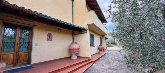 Вилла с 14 спальнями в Фьезоле, Италия № 381966 5