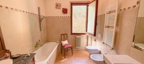 Вилла с 14 спальнями в Фьезоле, Италия № 381966 16