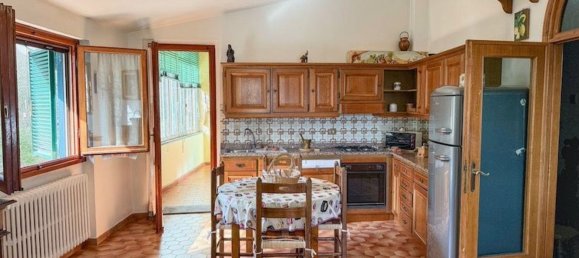 Вилла с 14 спальнями в Фьезоле, Италия № 381966 39