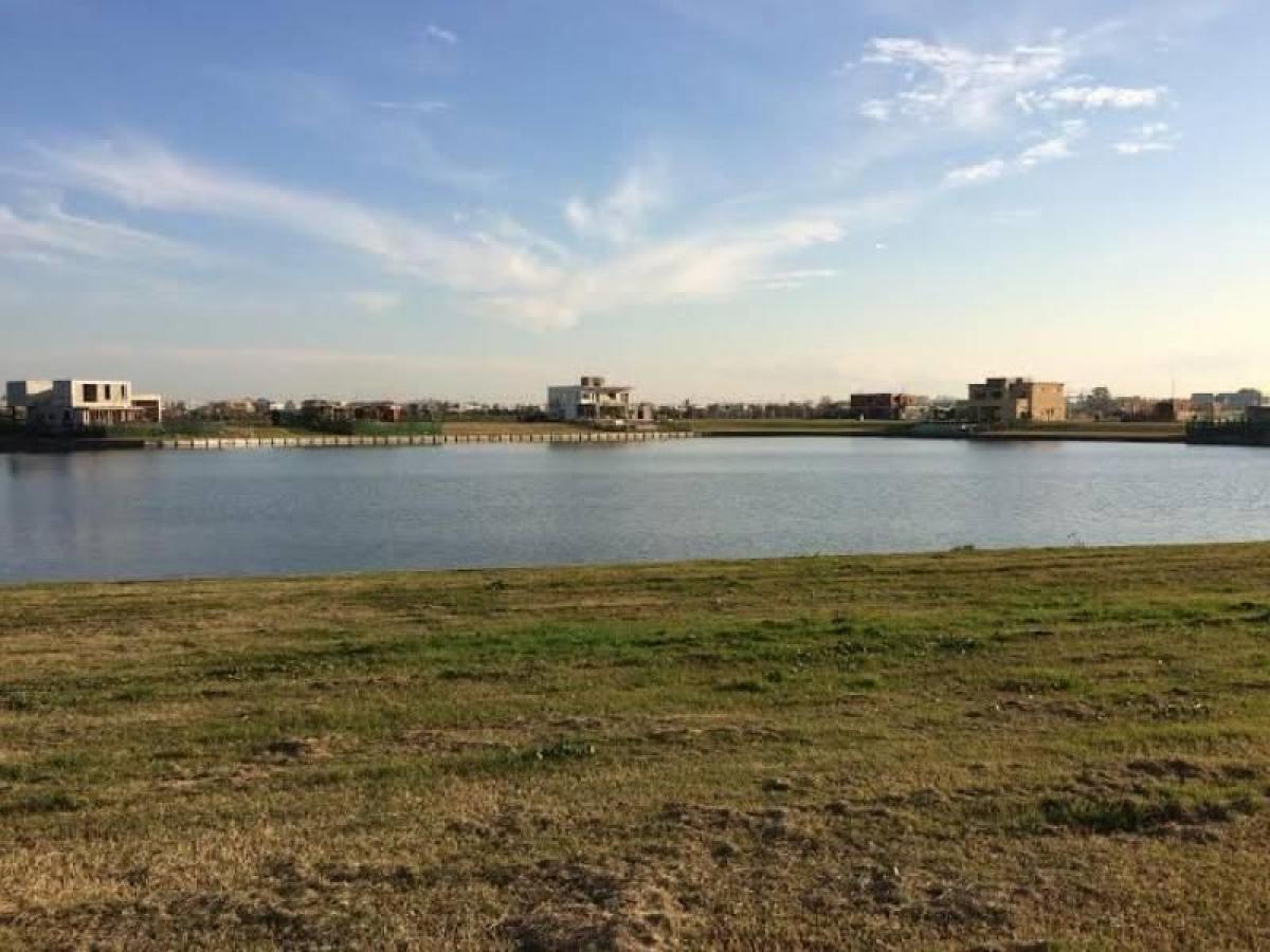  Land in Tigre, Argentina No. 46202