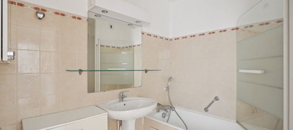 2 bedrooms Apartment in Paris, France No. 294982 12