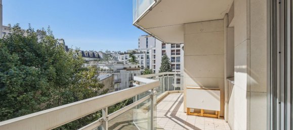 2 bedrooms Apartment in Paris, France No. 294982 2