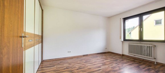 Adosado de 3 dormitorios en Furth, Germany No. 222319 5