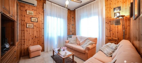 2غرفة شقة في Portomaggiore, Italy رقم 290065 3