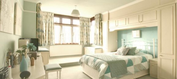 Casa de 4 dormitorios en Orpington, United Kingdom No. 13405 13