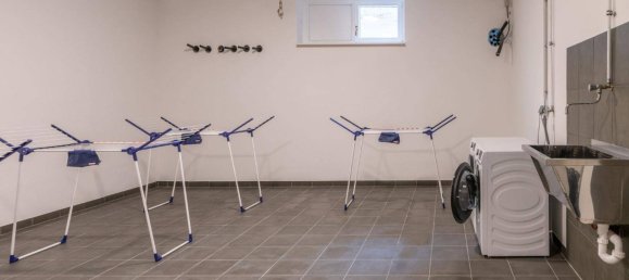 Apartamento de 2 dormitorios en Schwanenstadt, Austria No. 9513 24