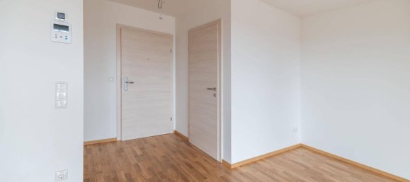 Apartamento de 2 dormitorios en Schwanenstadt, Austria No. 9513 11