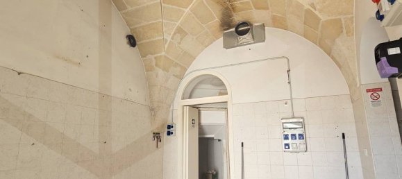 Коммерческая недвижимость с 10 комнатами в Криспьяно, Италия № 27673 13