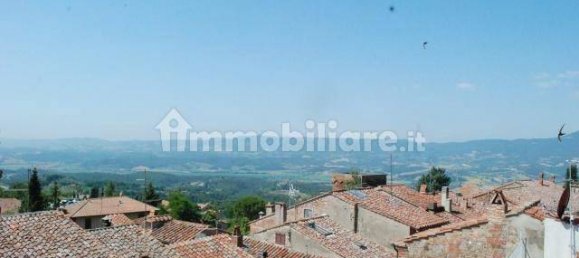 2 bedrooms Apartment in Città della Pieve, Italy No. 78360 2