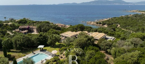 Вилла с 11 комнатами в Коти-Кьявари, Франция № 213879 19