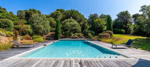 Вилла с 11 комнатами в Коти-Кьявари, Франция № 213879 18