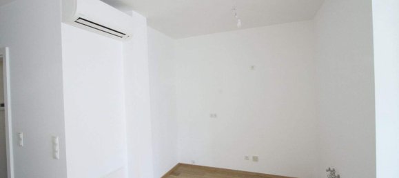 2 rooms Apartment in Rudolfsheim-Funfhaus, Austria No. 242341 4