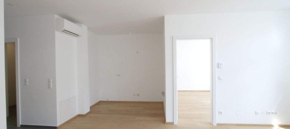 2 rooms Apartment in Rudolfsheim-Funfhaus, Austria No. 242341 2
