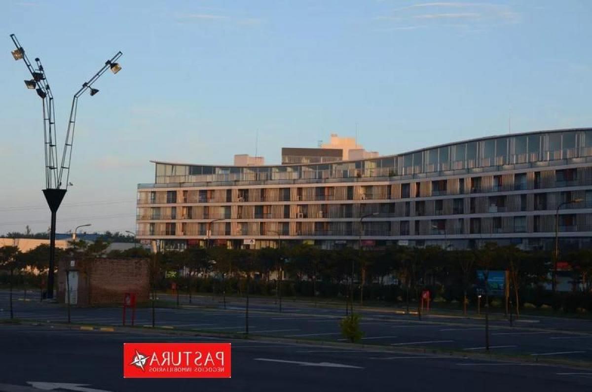  Office in Tigre, Argentina No. 24800