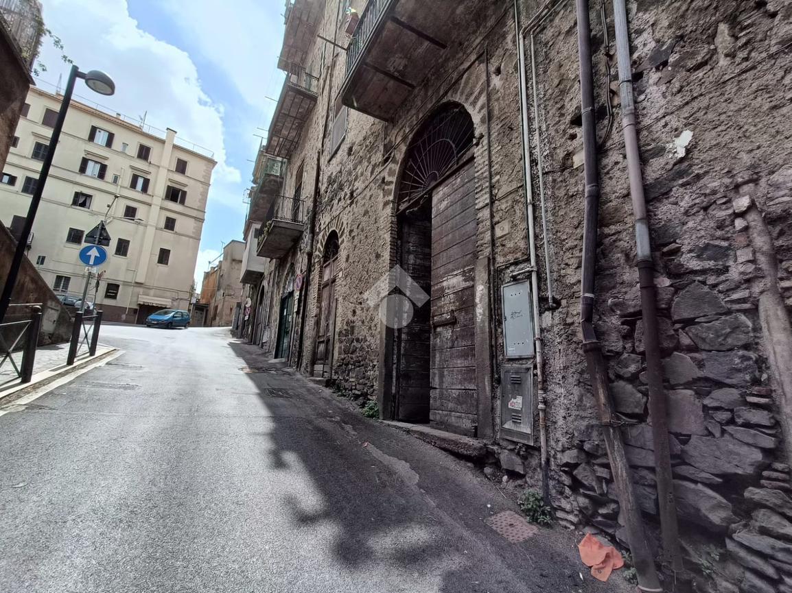 1-Zimmer Garage in Monte Compatri, Italy, Nr. 32891