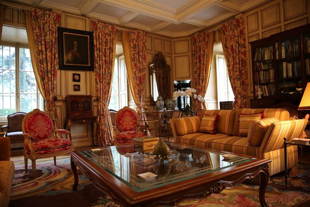 16 غرف نوم قلاع في Douvaine, France رقم 62552