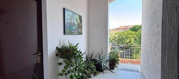 3 bedrooms Apartment in Muggiò, Italy No. 361161 5