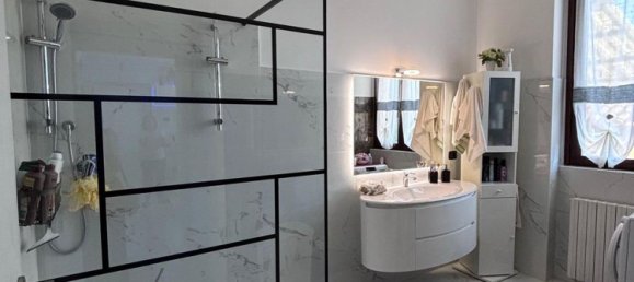 3 bedrooms Apartment in Muggiò, Italy No. 361161 20