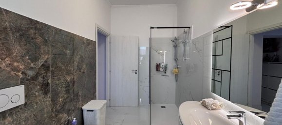 3 bedrooms Apartment in Muggiò, Italy No. 361161 23