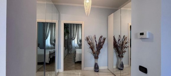 3 bedrooms Apartment in Muggiò, Italy No. 361161 14