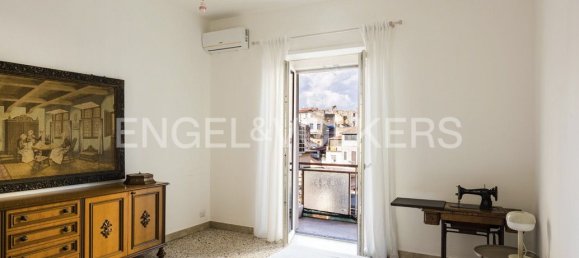 3 bedrooms Apartment in Catania, Italy No. 189255 5