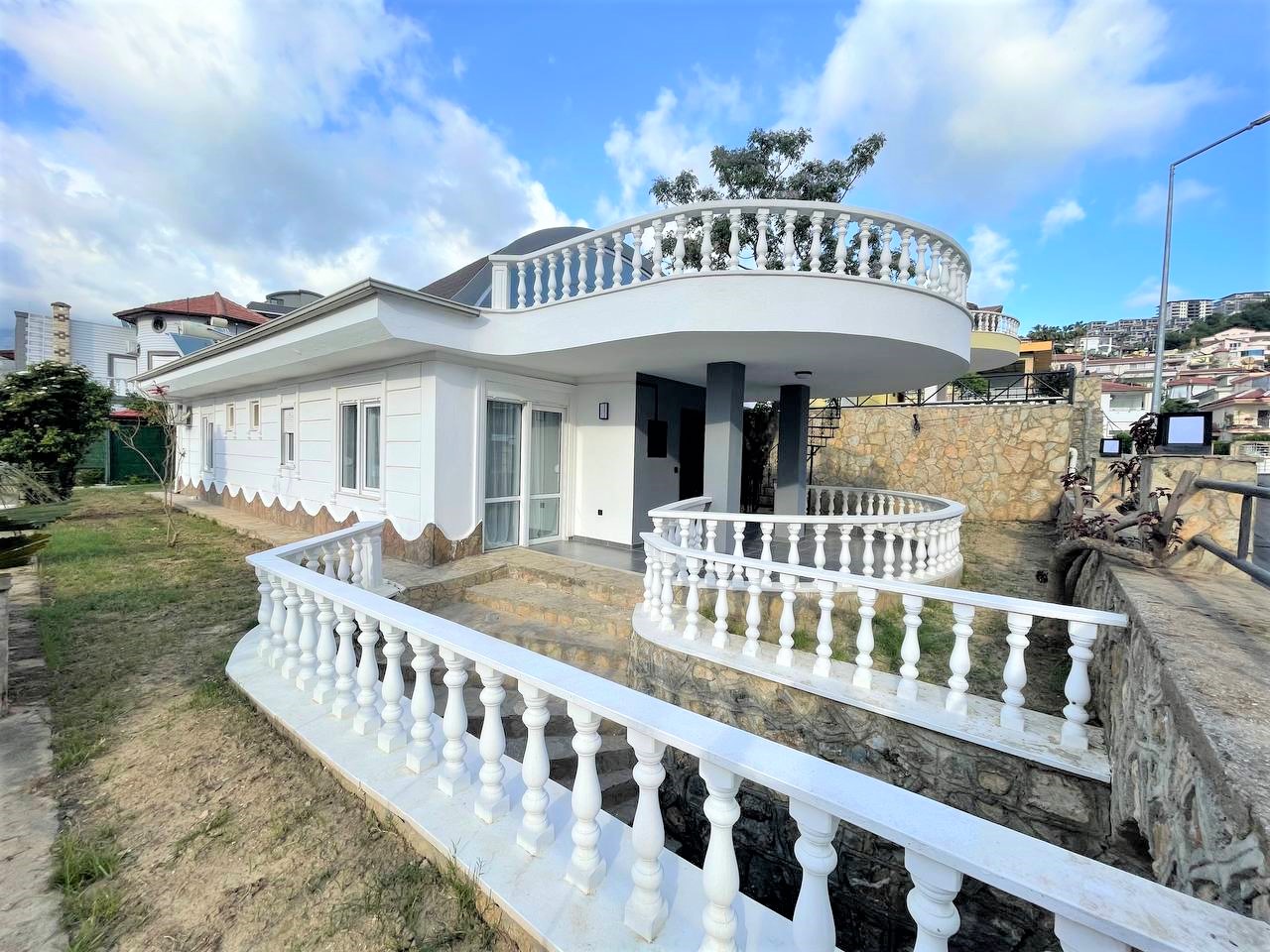 Villa 3+1 in Kargicak, Turkey No. 14897
