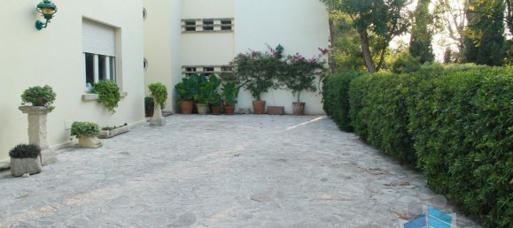 8-salle Villa à Lecce, Italy No. 121660 11