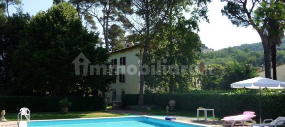 6 bedrooms Villa in Perugia, Italy No. 302595 3