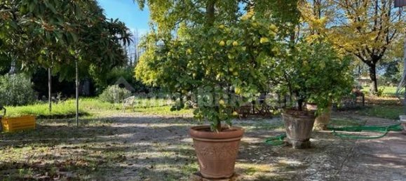 6 bedrooms Villa in Perugia, Italy No. 302595 25