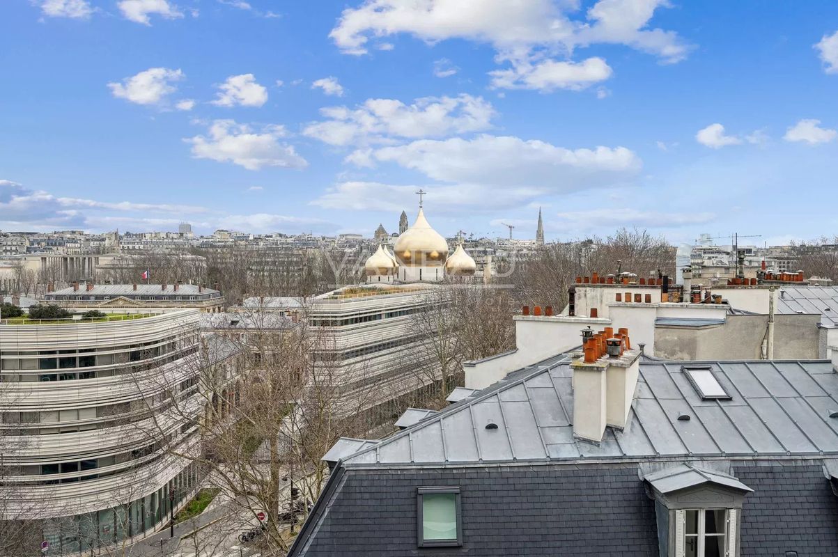 1 bedroom Apartment in Paris, France No. 141025