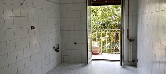 2 bedrooms Apartment in Rome, Italy No. 317173 12