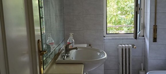 2 bedrooms Apartment in Rome, Italy No. 317173 19