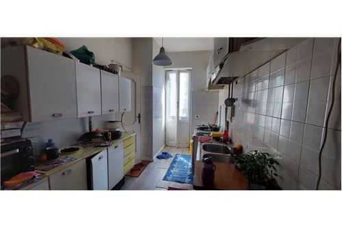 Квартира с 3 комнатами в Рим, Италия № 289488