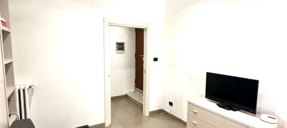 1 bedroom Apartment in Rome, Italy No. 310803 9