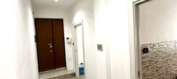 1 bedroom Apartment in Rome, Italy No. 310803 7