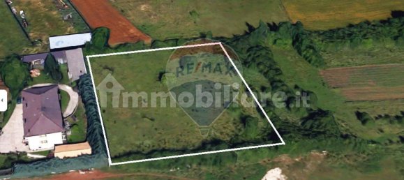 Grundstück in Pizzoli, Italy 3550m², Nr. 52605 4