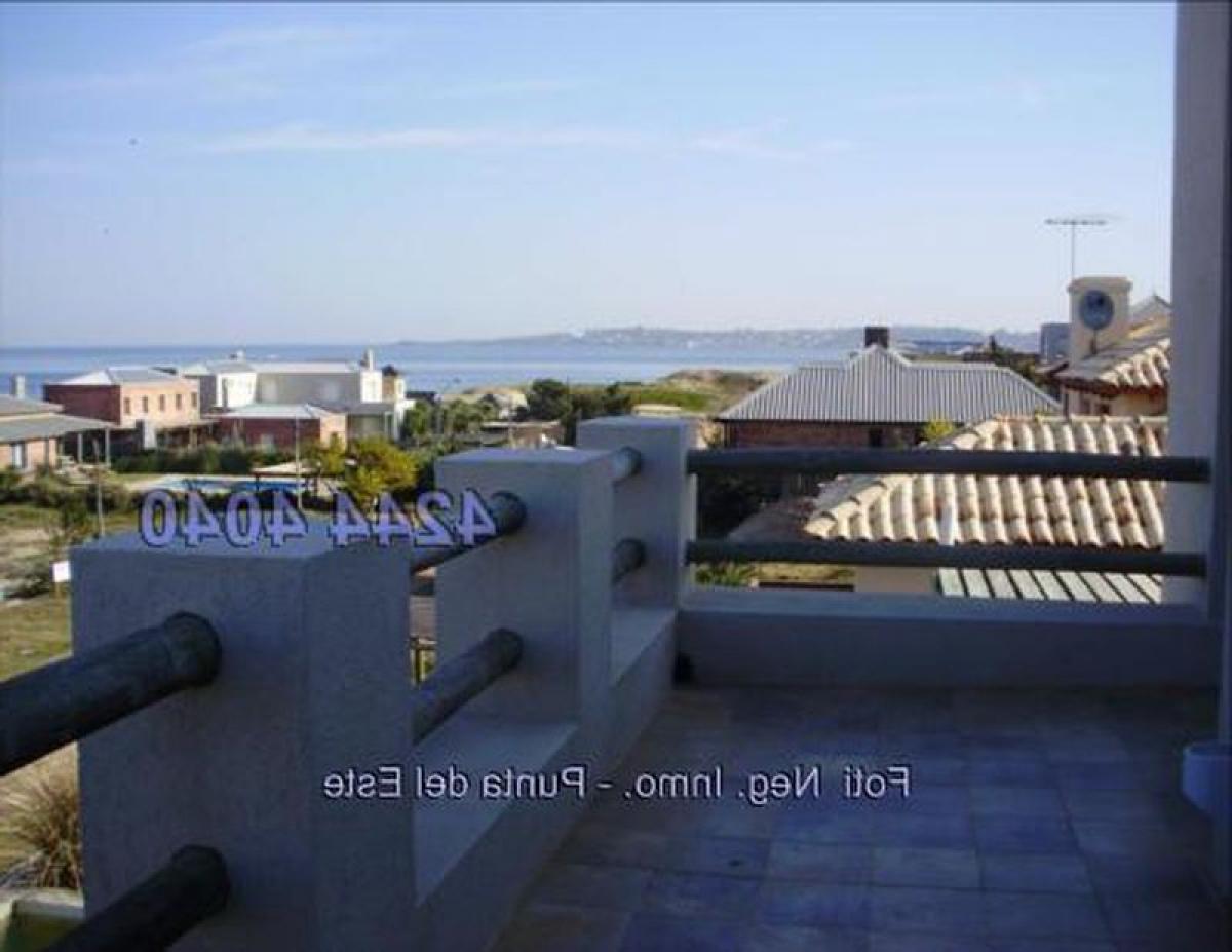 Дом с 5 спальнями в Мальдонадо, Уругвай № 6495