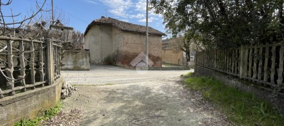 6 rooms House in Canelli, Italy No. 12875 33