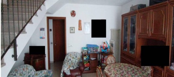 3 rooms House in Gambolò, Italy No. 202689 5