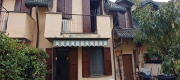 3 rooms House in Gambolò, Italy No. 202689 20