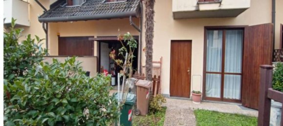 3 rooms House in Gambolò, Italy No. 202689 3