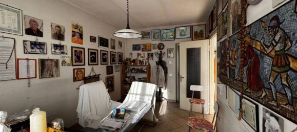 Дом с 9 комнатами в Мазио, Италия № 111659 15