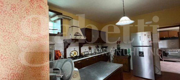 7 rooms House in Alvignano, Italy No. 14897 7